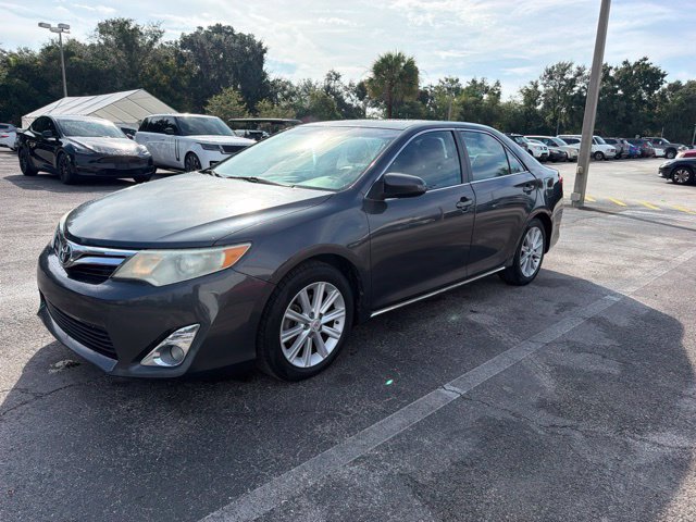 Used 2012 Toyota Camry XLE FWD image 2