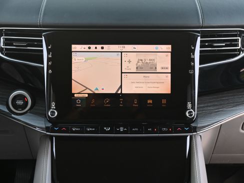 Used 2022 Jeep Wagoneer Series III w/ Premium Group I AWD/4WD image 31