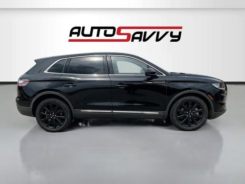 Used 2023 Lincoln Nautilus Reserve w/ Equipment Group 201A AWD/4WD image 8