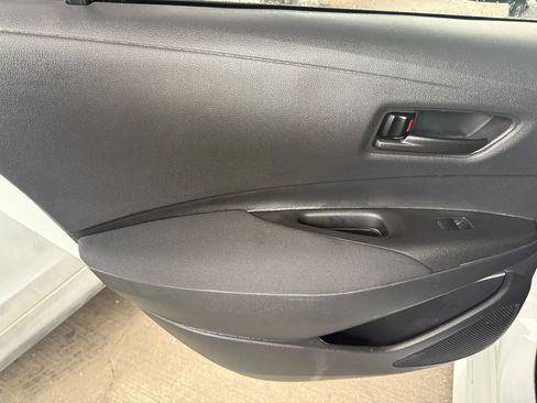 Used 2022 Toyota Corolla LE image 20