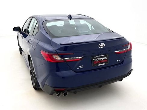 Used 2025 Toyota Camry SE AWD/4WD image 8