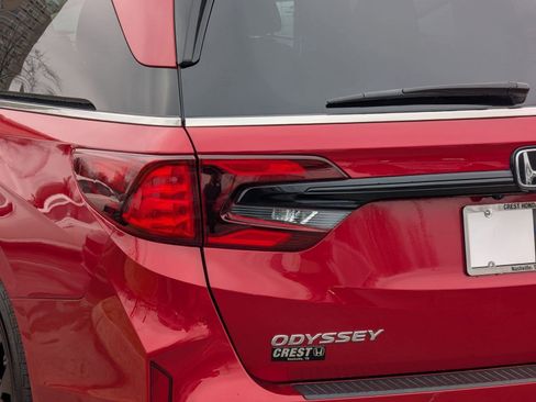 Used 2025 Honda Odyssey Sport-L image 13