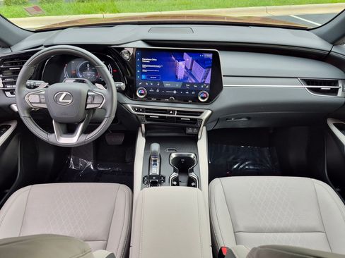Used 2024 Lexus RX 350 Premium Plus w/ Convenience Package AWD/4WD image 31
