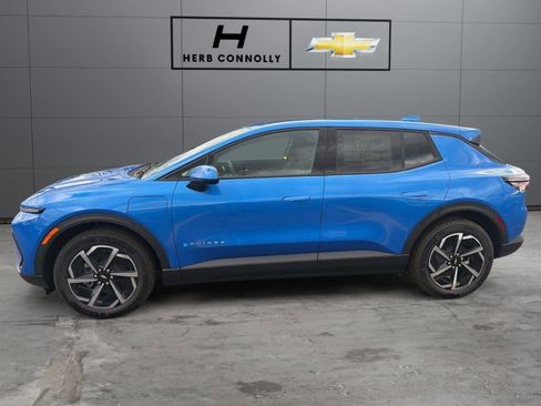 New 2026 Chevrolet Equinox EV LT FWD image 3