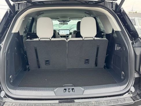New 2026 Ford Explorer Active w/ Active Comfort Package AWD/4WD image 4