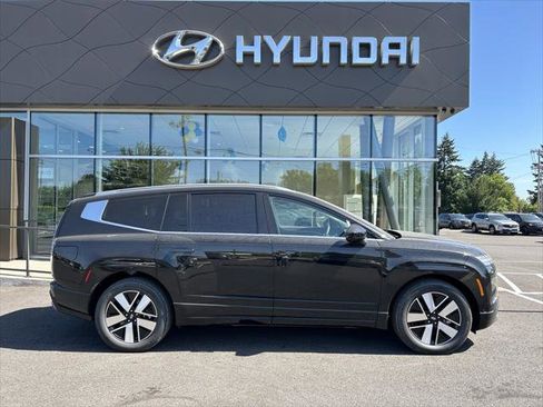 New 2026 Hyundai Ioniq 9 SEL image 5