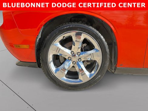 Used 2013 Dodge Challenger R/T RWD image 9