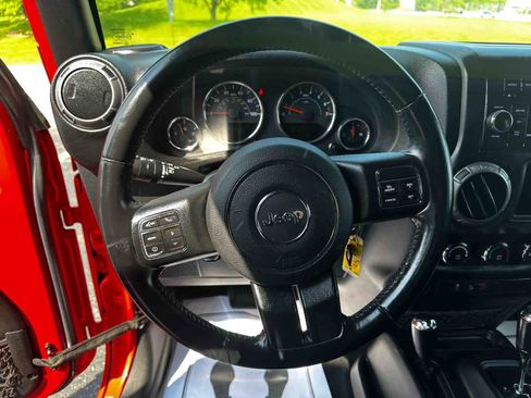 Used 2017 Jeep Wrangler Unlimited Sport image 32