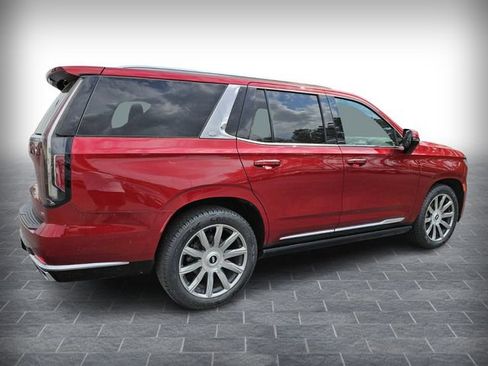 Used 2022 Cadillac Escalade Premium Luxury Platinum w/ Heavy-Duty Trailer Package image 5