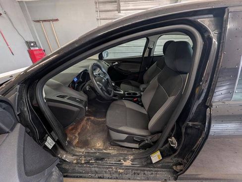 Used 2013 Ford Focus SE FWD image 18