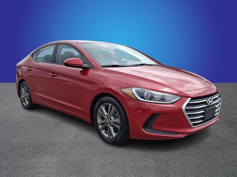 Used 2018 Hyundai Elantra SEL FWD image 3