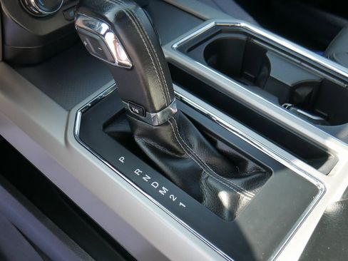 Used 2015 Ford F150 Lariat image 50