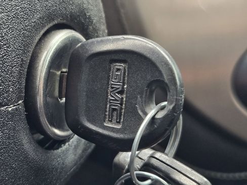 Used 2020 GMC Canyon Denali AWD/4WD image 27
