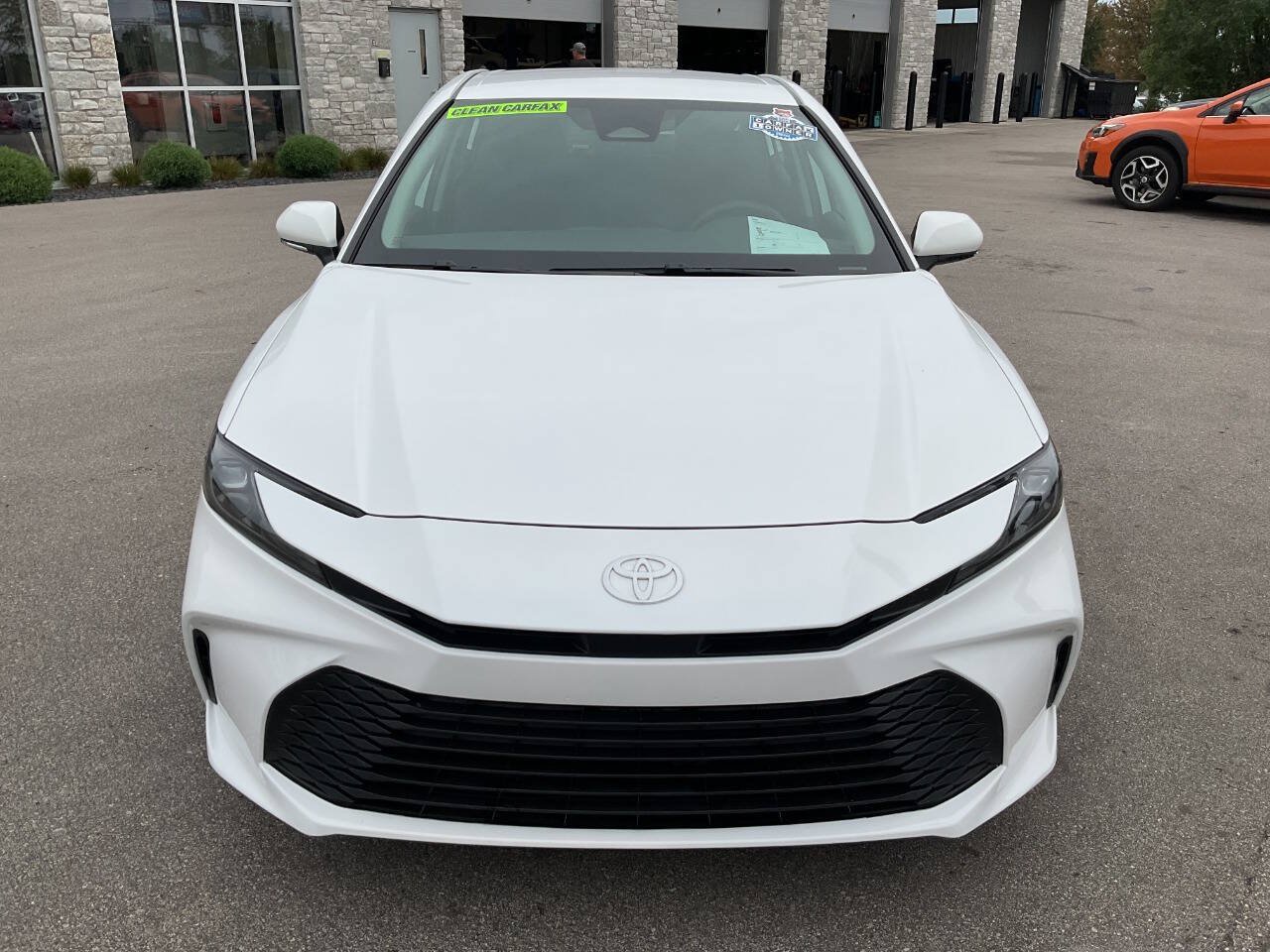 Used 2025 Toyota Camry LE FWD image 12