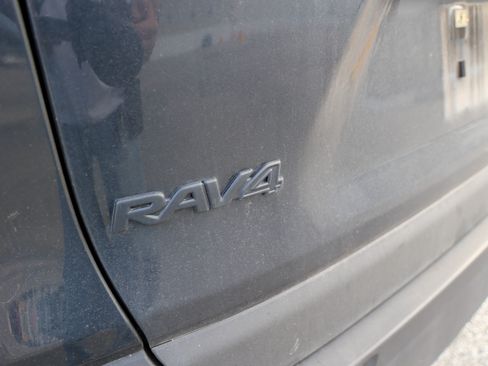 Used 2025 Toyota RAV4 XLE w/ Convenience Package AWD/4WD image 11