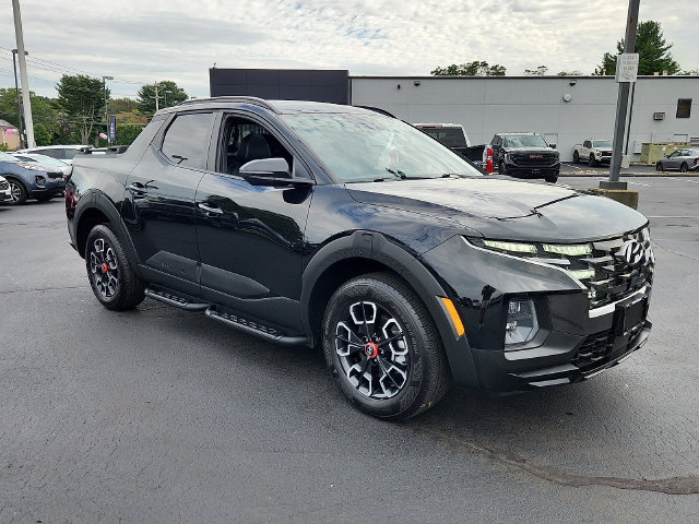 Used 2024 Hyundai Santa Cruz XRT AWD/4WD image 1