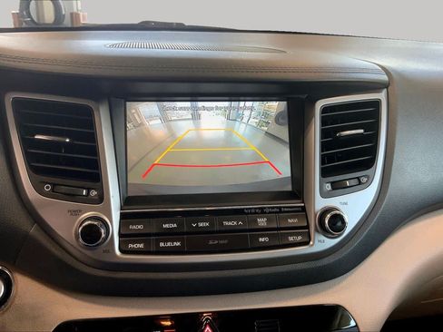 Used 2017 Hyundai Tucson SE Plus AWD/4WD image 29