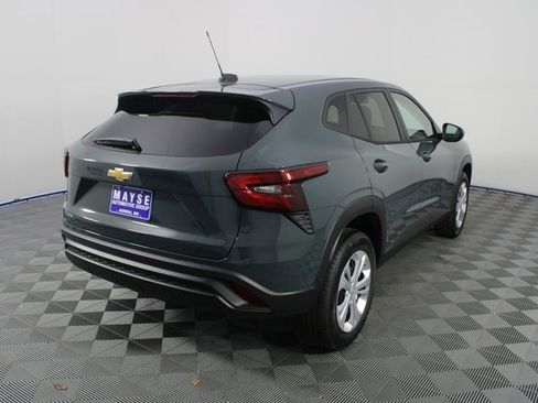 New 2026 Chevrolet Trax LS image 21