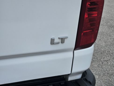 Used 2025 Chevrolet Silverado 2500 LT image 10