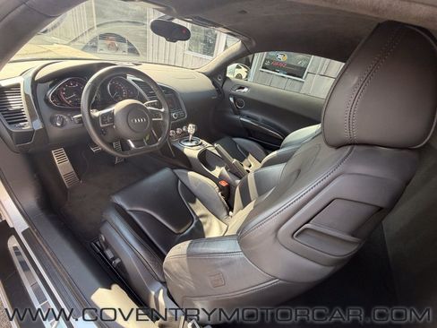 Used 2010 Audi R8 V10 AWD/4WD image 24