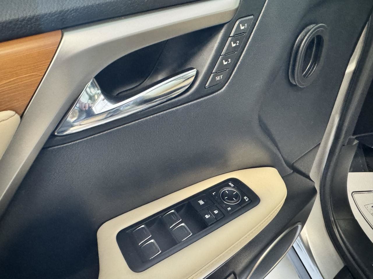 Used 2022 Lexus RX 350 AWD w/ Premium Package image 9