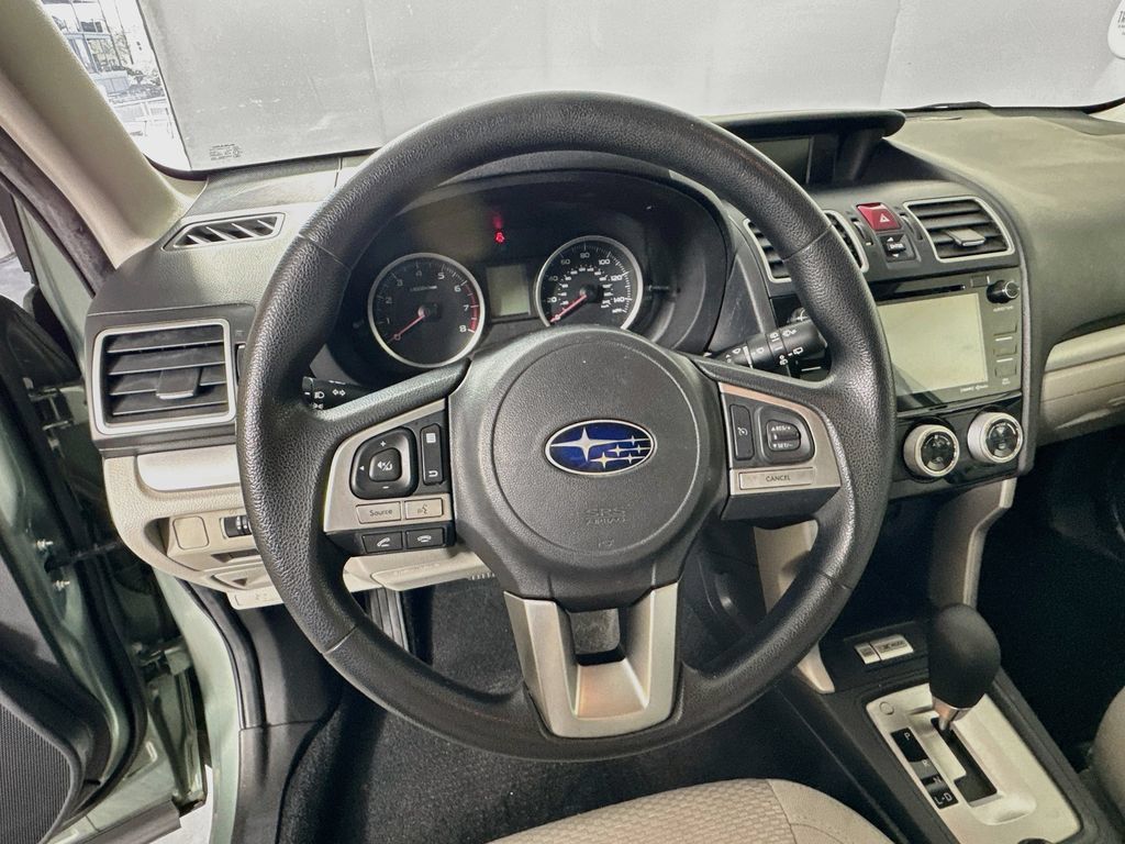 Used 2018 Subaru Forester 2.5i Premium AWD/4WD image 11