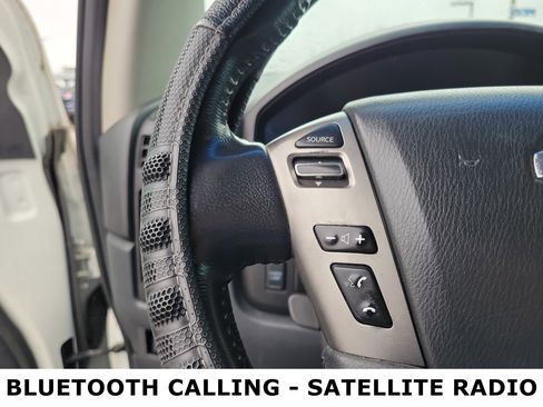 Used 2013 Nissan Titan SV w/ SV Value Truck Pkg image 22