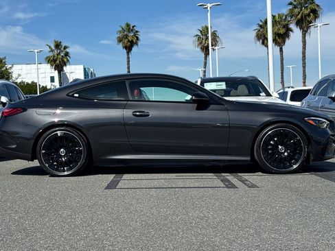 New 2026 Mercedes-Benz CLE 300 4MATIC Coupe image 4