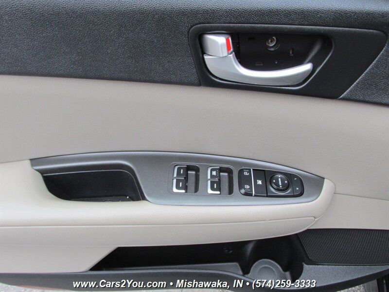 Used 2016 Kia Optima LX FWD image 6