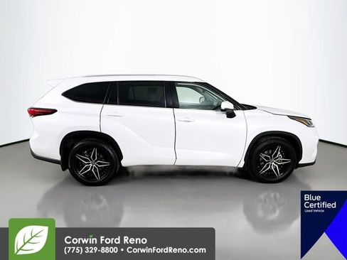 Used 2022 Toyota Highlander Limited image 10