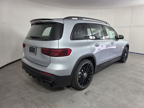 New 2026 Mercedes-Benz GLB 35 AMG 4MATIC image 4