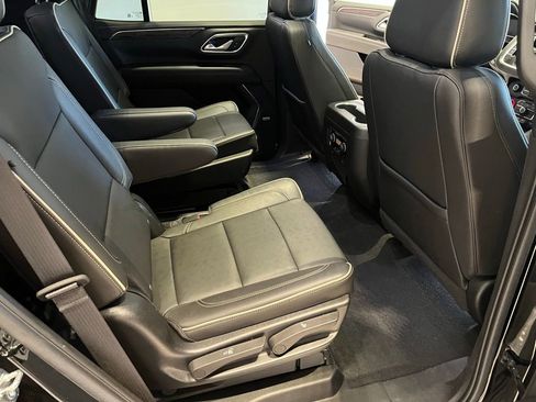 Used 2022 Chevrolet Tahoe Premier w/ Premium Package image 31