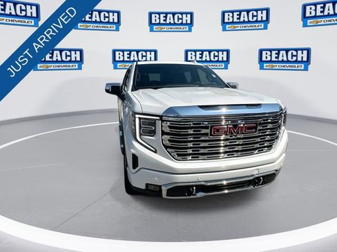Used 2023 GMC Sierra 1500 Denali w/ Technology Package image 3