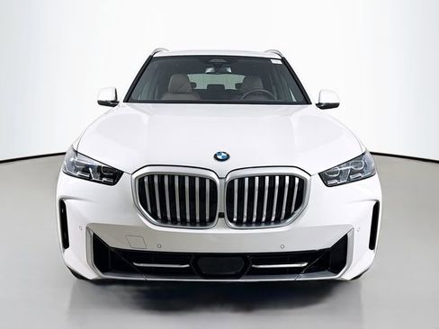 New 2026 BMW X5 xDrive40i w/ Climate Comfort Package AWD/4WD image 2