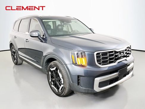 Used 2024 Kia Telluride S FWD image 4
