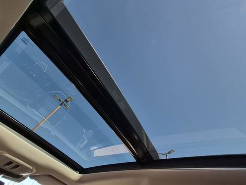 Certified 2023 Subaru Ascent Limited w/ Technology Package image 30