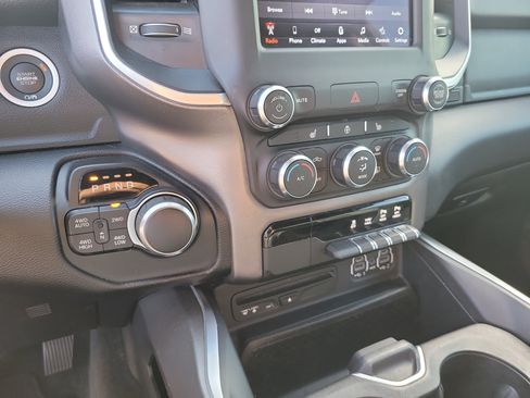 Used 2019 RAM 1500 Big Horn image 24