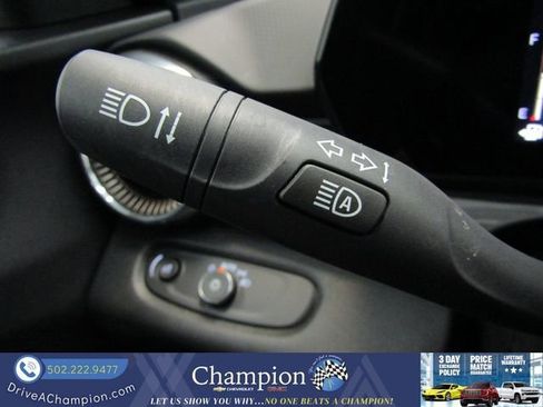 Certified 2025 Chevrolet Trax ACTIV FWD image 20
