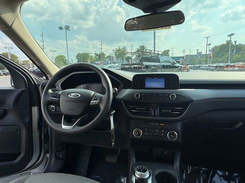 Used 2020 Ford Escape S AWD/4WD image 22