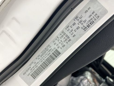 Used 2017 Dodge Durango SXT w/ 3rd Row Seating Group image 27