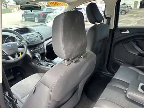 Used 2018 Ford Escape SE image 29