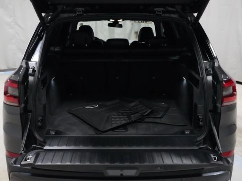 Used 2023 BMW X5 xDrive40i w/ Executive Package AWD/4WD image 25