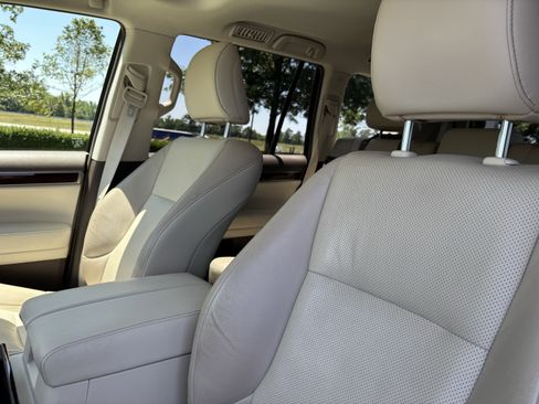 Used 2018 Lexus GX 460 Premium w/ Premium Package AWD/4WD image 33