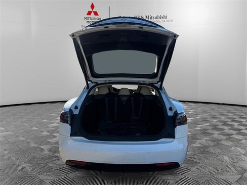 Used 2016 Tesla Model S P90D image 9