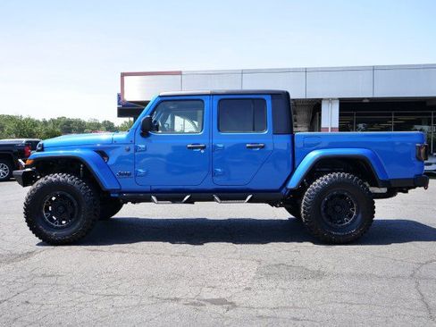 Used 2022 Jeep Gladiator Sport AWD/4WD image 39