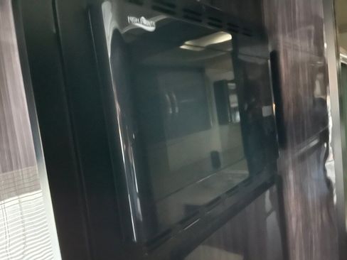 Used 2017 Mercedes-Benz Sprinter 3500 image 29
