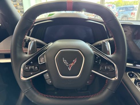 Used 2021 Chevrolet Corvette Stingray Coupe w/ Z51 Performance Package RWD image 21