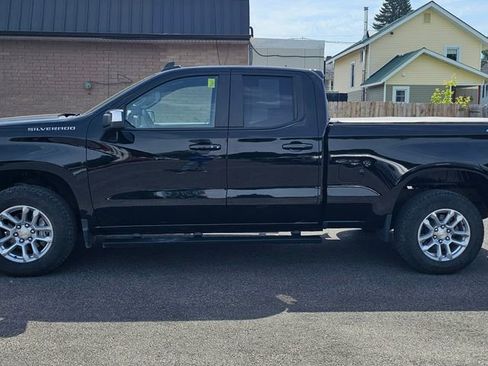 Used 2023 Chevrolet Silverado 1500 LT AWD/4WD image 4