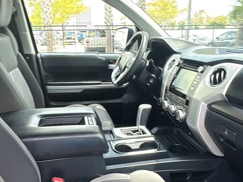 Used 2018 Toyota Tundra SR5 w/ TRD Off Road Package AWD/4WD image 10