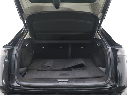 Used 2023 Nissan Ariya image 16